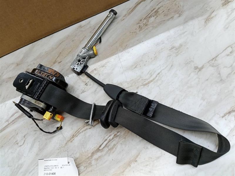 2014 FORD FOCUS 4cyl Gasoline 2.0 Flex Seat Belt, Front - 136770 — photo 1