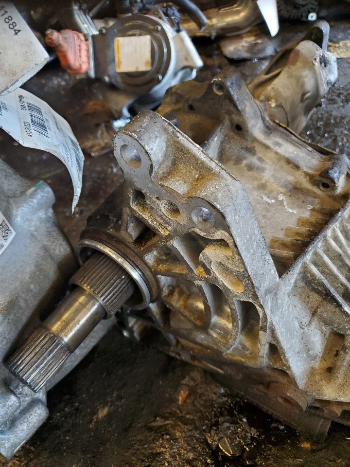 2011 GMC TERRAIN 6cyl Gasoline 3.0 TRANSFER CASE ASSY - 136794 — photo 2