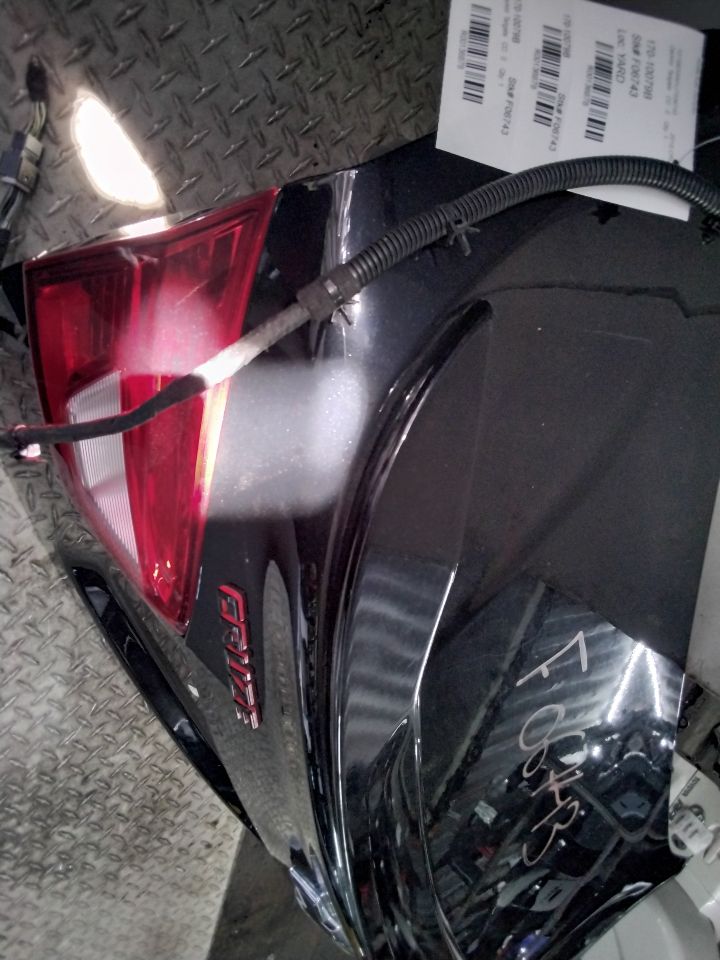 2018 CHEVROLET CRUZE 1.4L 4cyl Turbo Gasoline Decklid  Tailgate - 136878 — photo 3