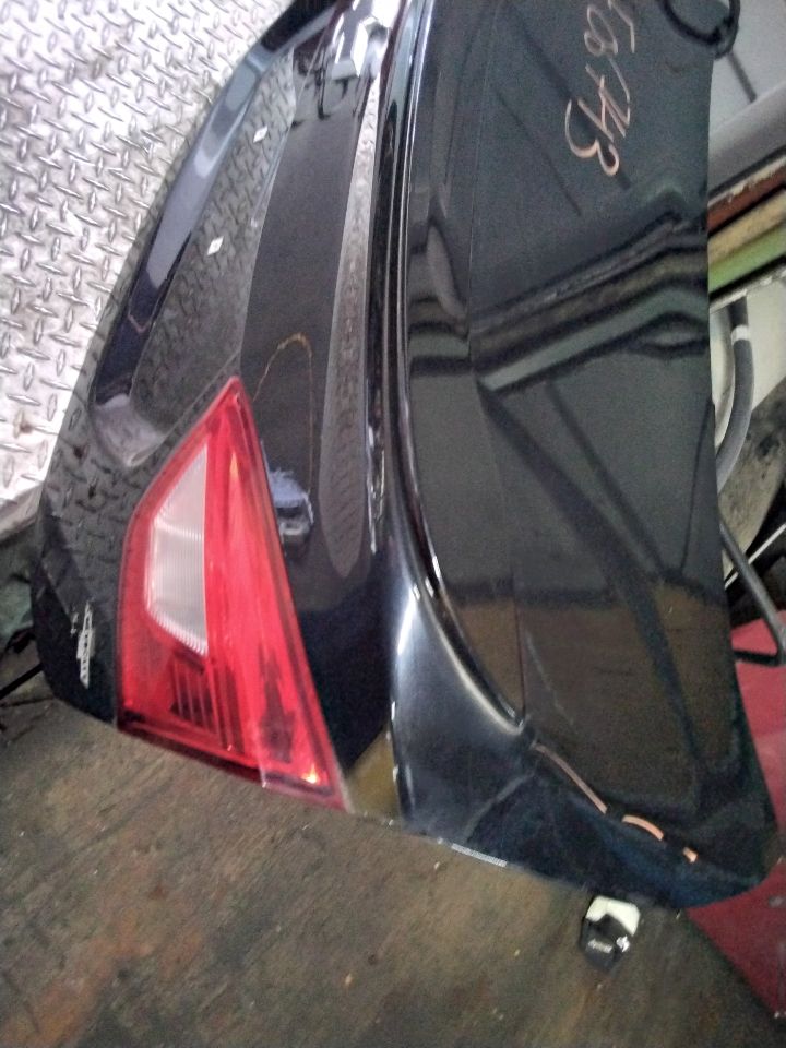 2018 CHEVROLET CRUZE 1.4L 4cyl Turbo Gasoline Decklid  Tailgate - 136878 — photo 4