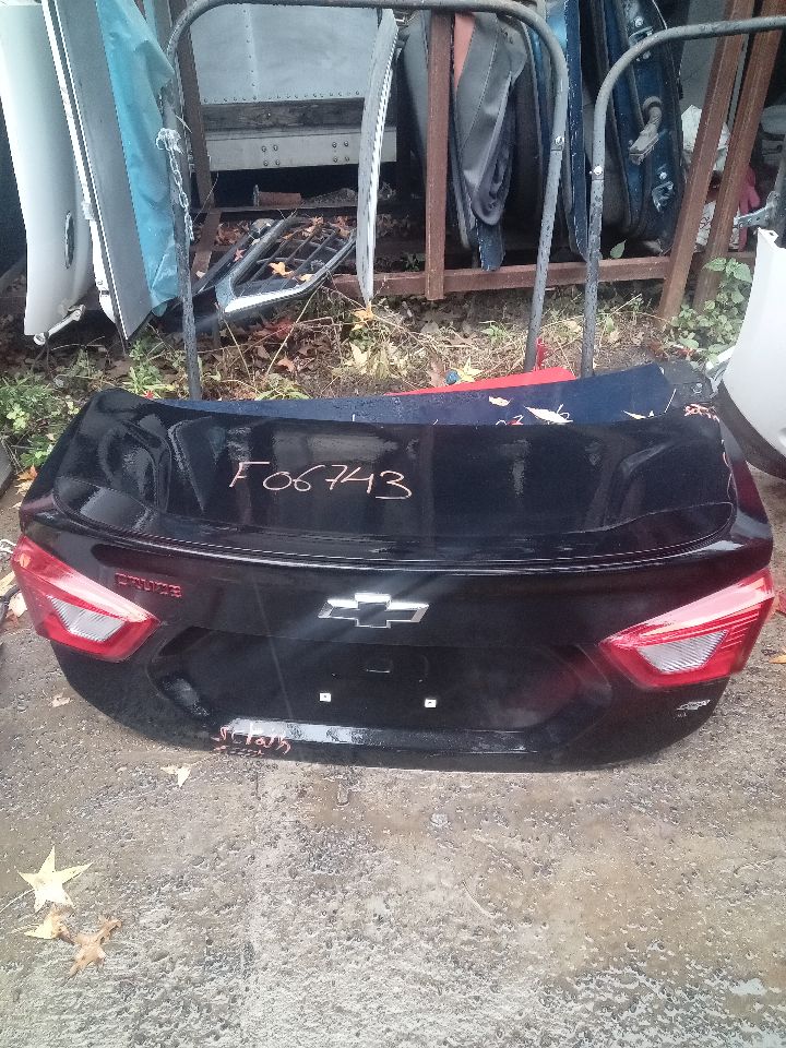2018 CHEVROLET CRUZE 1.4L 4cyl Turbo Gasoline Decklid  Tailgate - 136878 — photo 8