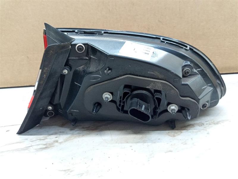 2015 DODGE DART 4cyl Gasoline 2.4 Left TAIL LAMP - 137179 — photo 2