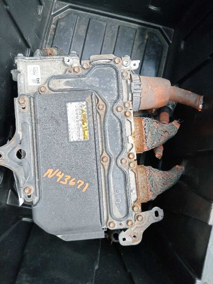 2013 TOYOTA PRIUS 4cyl Hybrid 1.8 Conv/Invert/Charger - 137226
