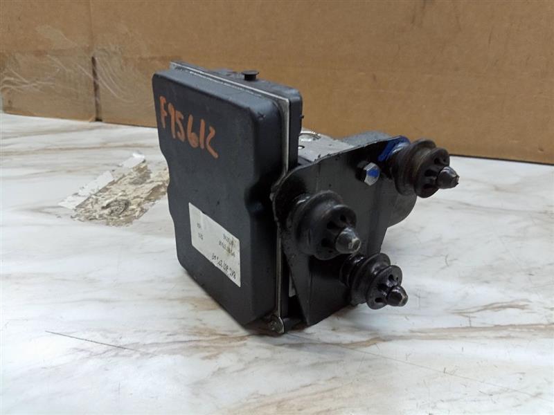 2009 AUDI A4 4cyl Gasoline Turbo 2.0 Anti-lock Brake Pts - 137253 — photo 1