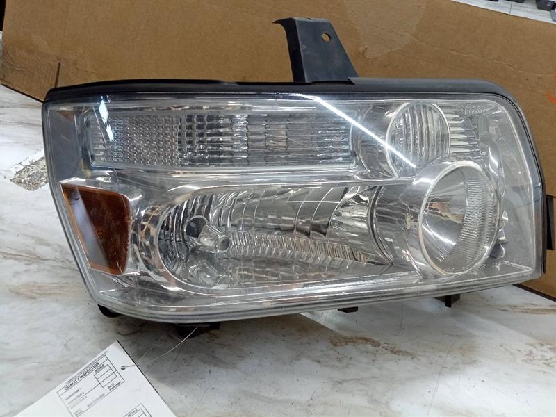 2005 INFINITI QX56 8cyl Gasoline 5.6 Right HEADLAMP ASSEMBLY - 137263