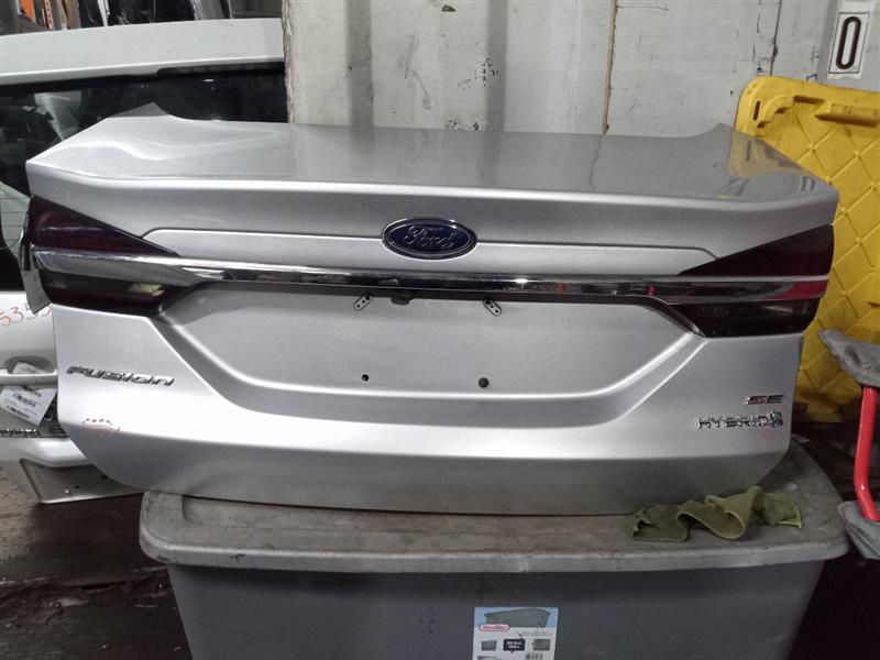 2017 FORD FUSION 4cyl Electric 2.0 Decklid  Tailgate - 137345 — photo 3