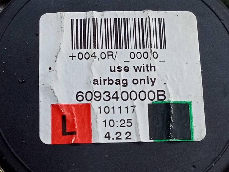 2011 MINI COOPER COOPER 4cyl Gasoline 1.6 DOHC Seat Belt, Front - 138416 — photo 2