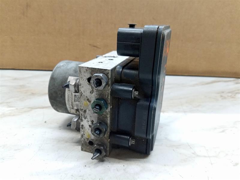 2018 CHEVROLET MALIBU 1.5L 4cyl Turbo Gasoline Anti-lock Brake Pts - 138451 — photo 1