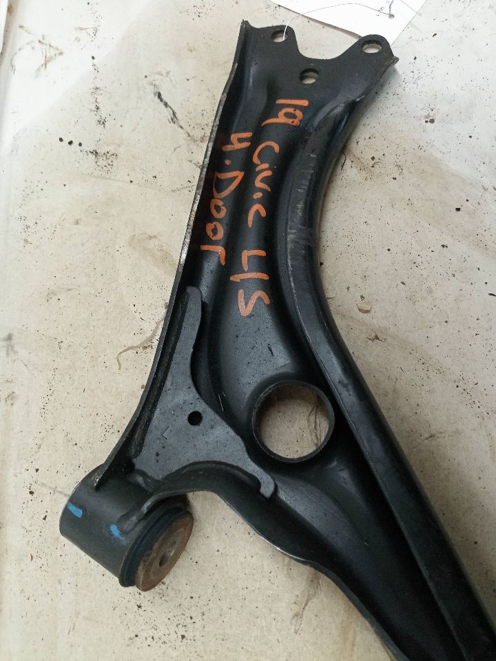 2019 HONDA CIVIC Left LOWER CNTRL ARM, FR - 13885 — photo 6