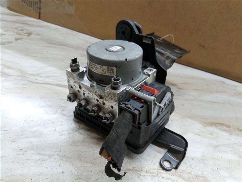 2017 AUDI A3 Anti-lock Brake Pts - 138903 — photo 2