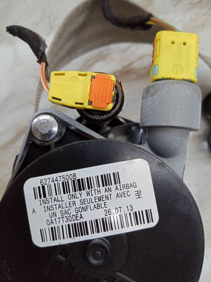2014 FORD ESCAPE 4cyl 1.6 EcoBoost Seat Belt, Front - 139358 — photo 2