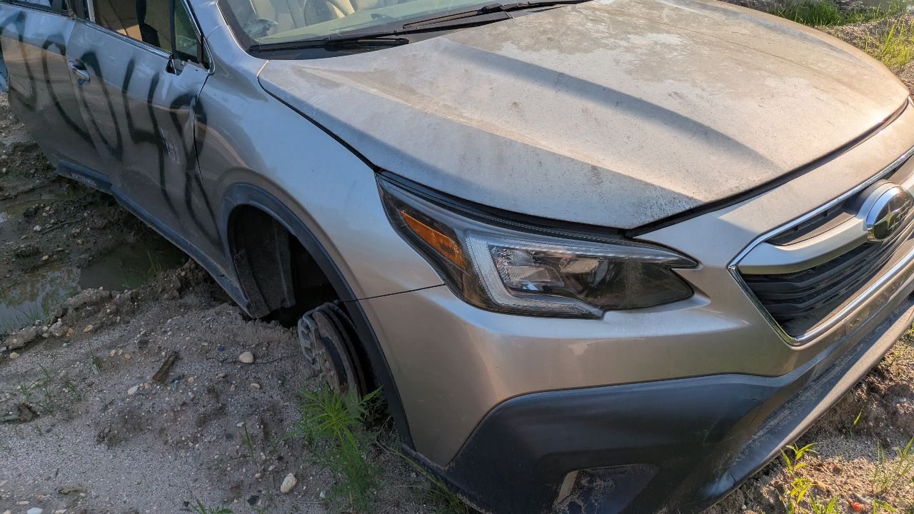 2020 SUBARU LEGACY HOOD - 139608 — photo 6