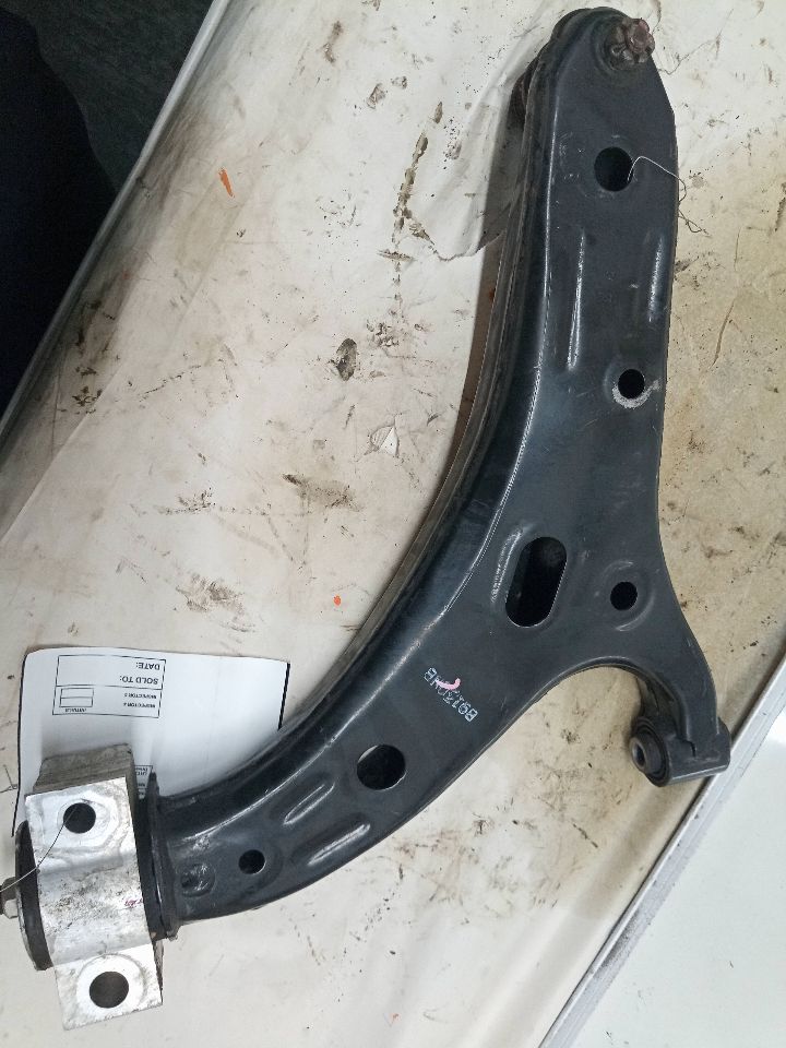 2019 SUBARU LEGACY Right LOWER CNTRL ARM, FR - 14029 — photo 4