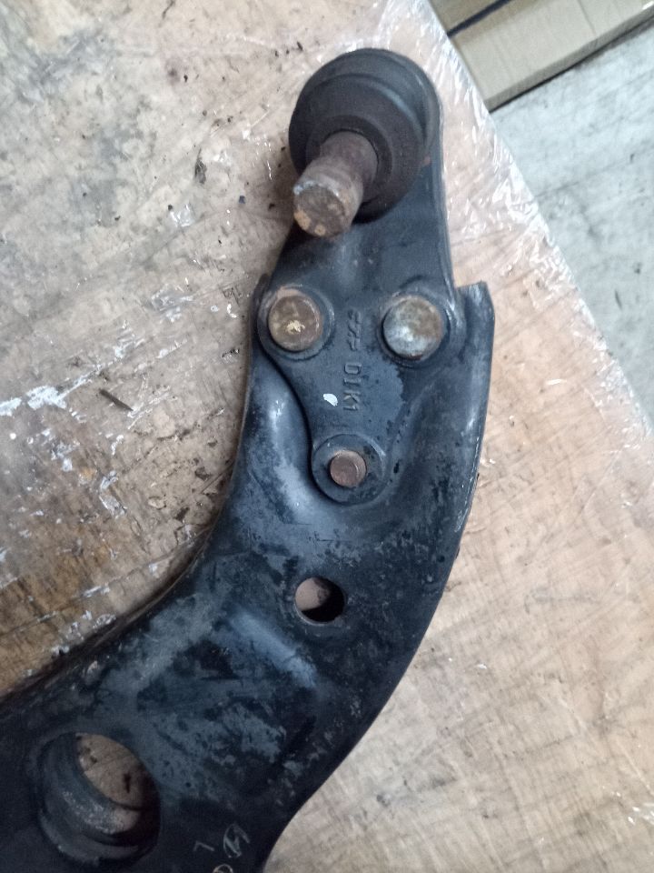 2014 KIA CADENZA Left LOWER CNTRL ARM, FR - 14036 — photo 6