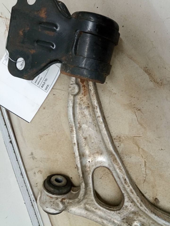 2013 FORD FOCUS Left LOWER CNTRL ARM, FR - 14067 — photo 3