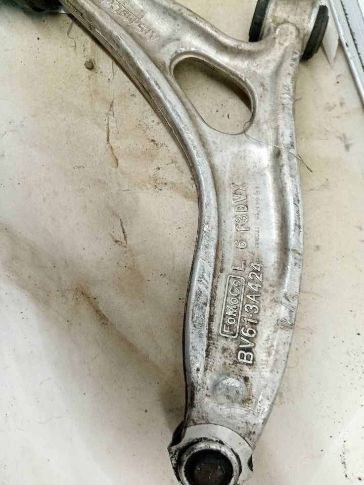 2013 FORD FOCUS Left LOWER CNTRL ARM, FR - 14067 — photo 7