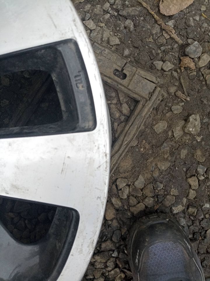 2020 SUBARU LEGACY WHEEL - 140837 — photo 2