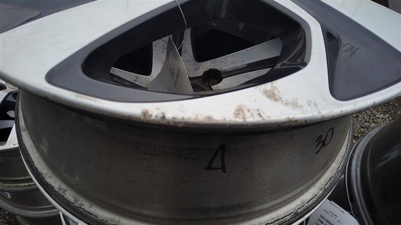 2020 SUBARU LEGACY WHEEL - 140842 — photo 2