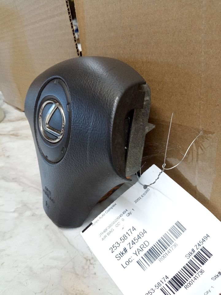 2002 LEXUS ES300 6cyl Gasoline 3.0 AIR BAG - 141736 — photo 2