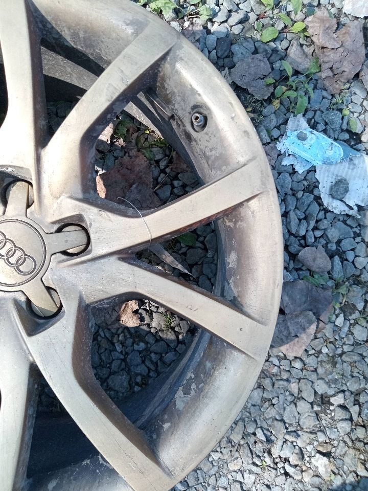2012 AUDI A5 4cyl Gasoline Turbo 2.0 WHEEL - 141989 — photo 5