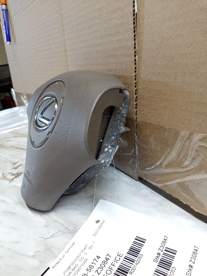 2003 LEXUS ES300 6cyl Gasoline 3.0 AIR BAG - 142053 — photo 2