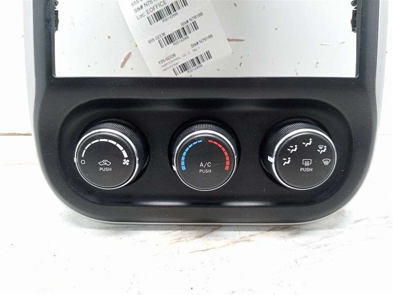 2016 JEEP COMPASS 4cyl Gasoline 2.4 TEMP CONTROL - 142688 — photo 3