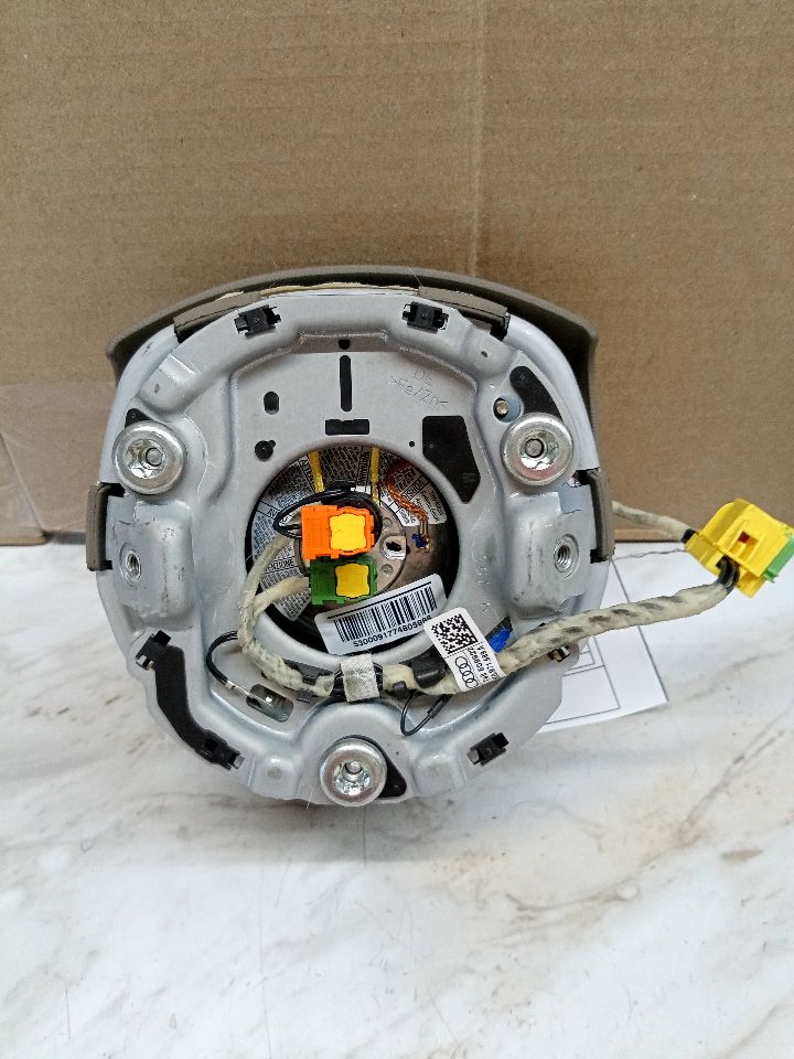2010 AUDI A4 4cyl Gasoline Turbo 2.0 AIR BAG - 142700 — photo 3