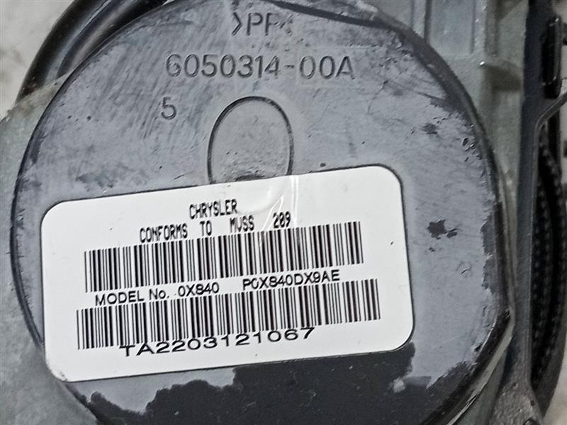 2012 CHRYSLER 200 Seat Belt, Front - 143108 — photo 2