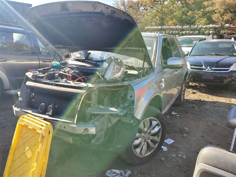 2015 LAND ROVER LR2 4cyl Gasoline Turbo 2.0 BUMPER ASSY, FRONT - 145740 — photo 2