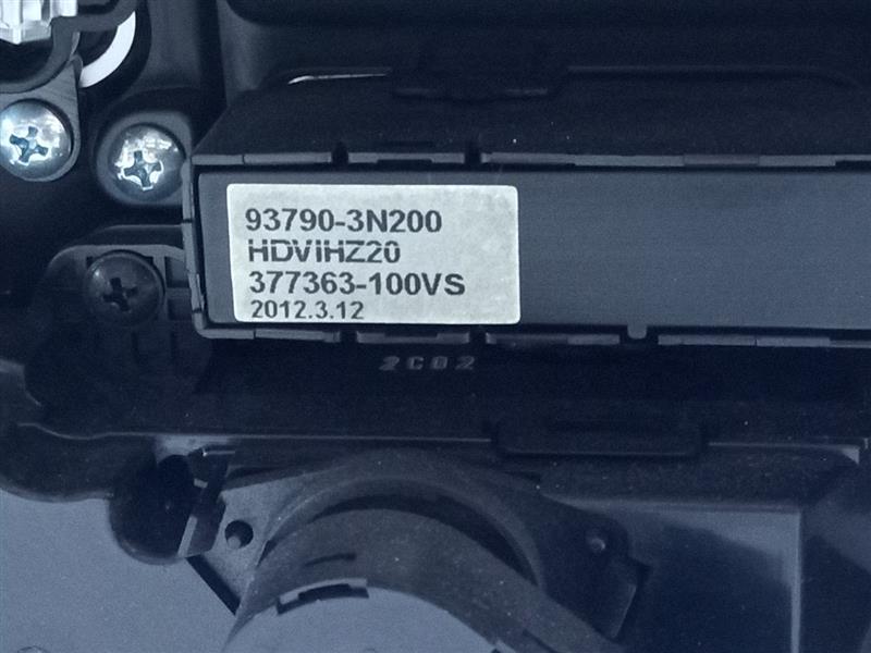 2012 HYUNDAI EQUUS 8cyl Gasoline 5.0 TEMP CONTROL - 147054 — photo 5