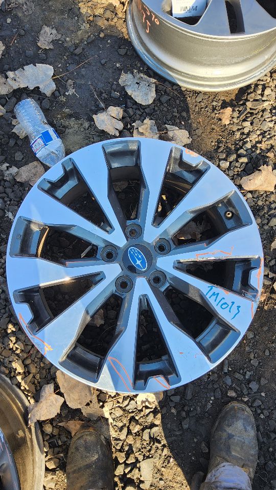 2017 SUBARU LEGACY WHEEL - 147071 — photo 1