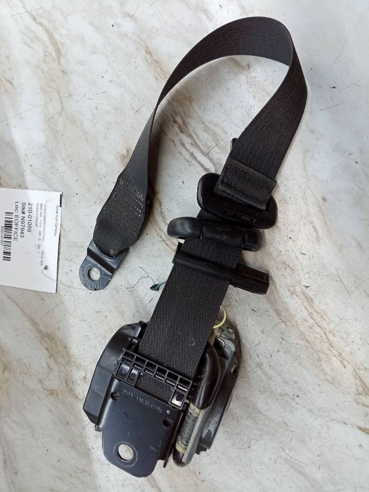 2013 CHRYSLER 200 4cyl Gasoline 2.4 Seat Belt, Front - 147307 — photo 1