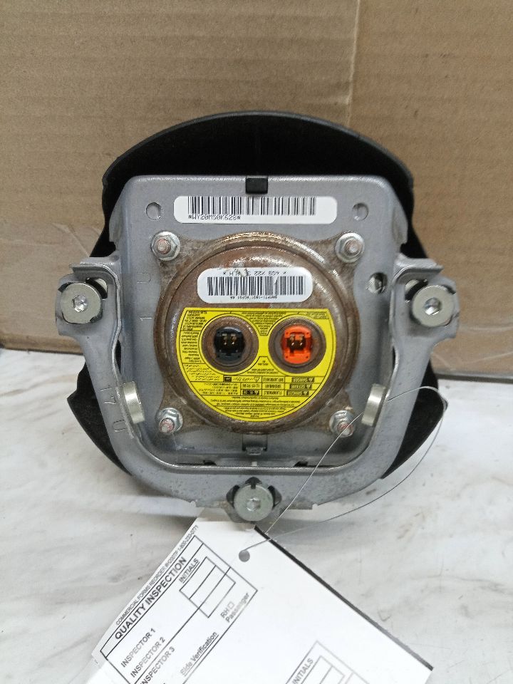 2010 SUBARU LEGACY 4cyl Gasoline 2.5 Left AIR BAG - 148438 — photo 2