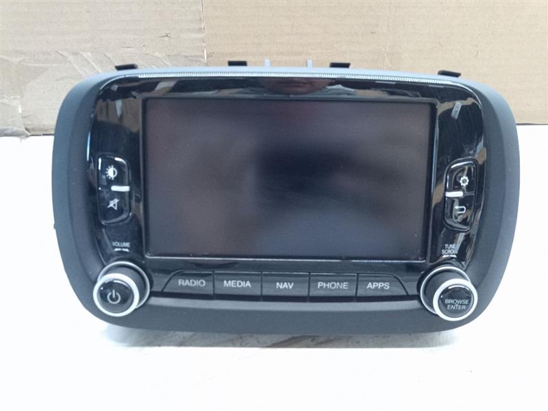 2017 FIAT 500 2.4L 4cyl Gasoline VVT Radio Audio - 148544 — photo 1