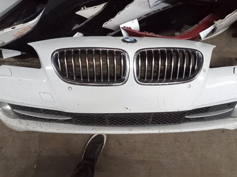2012 BMW 535i 6cyl Gasoline Turbo 3.0 BUMPER ASSY, FRONT - 148554 — photo 3