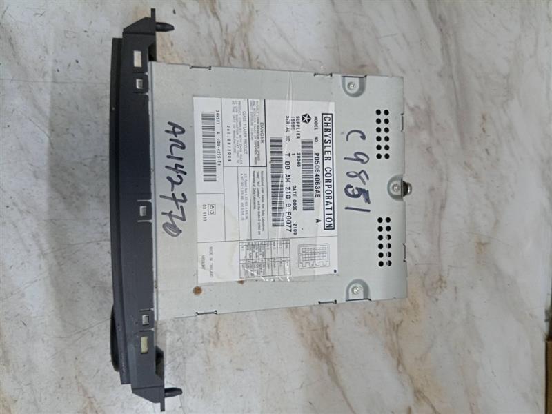 2010 CHRYSLER TOWN & COUNTRY 3.8L 6cyl Gasoline Info-GPS-TV Screen - 148584 — photo 2