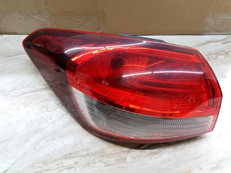 2017 KIA FORTE Left TAIL LAMP - 148834 — photo 1