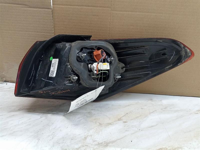 2017 KIA FORTE Left TAIL LAMP - 148834 — photo 4