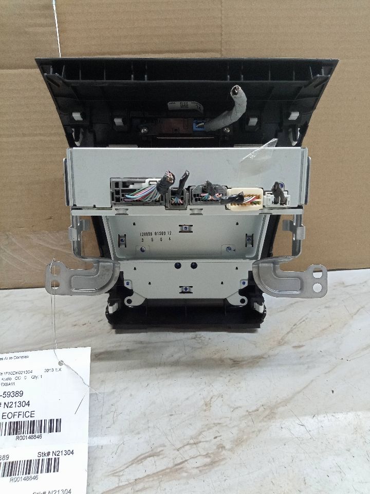 2013 ACURA ILX 2.0L 4cyl Gasoline VVT Radio Audio - 148846 — photo 5