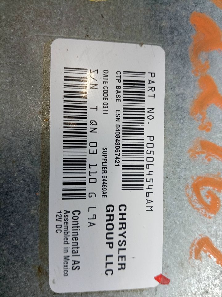 2011 DODGE JOURNEY 6 cyl Gas Flex Fuel 3.6 Radio Audio - 148951 — photo 5
