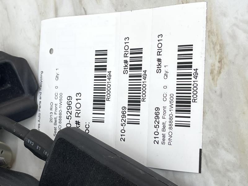 2013 KIA RIO Seat Belt, Front - 1494 — photo 2