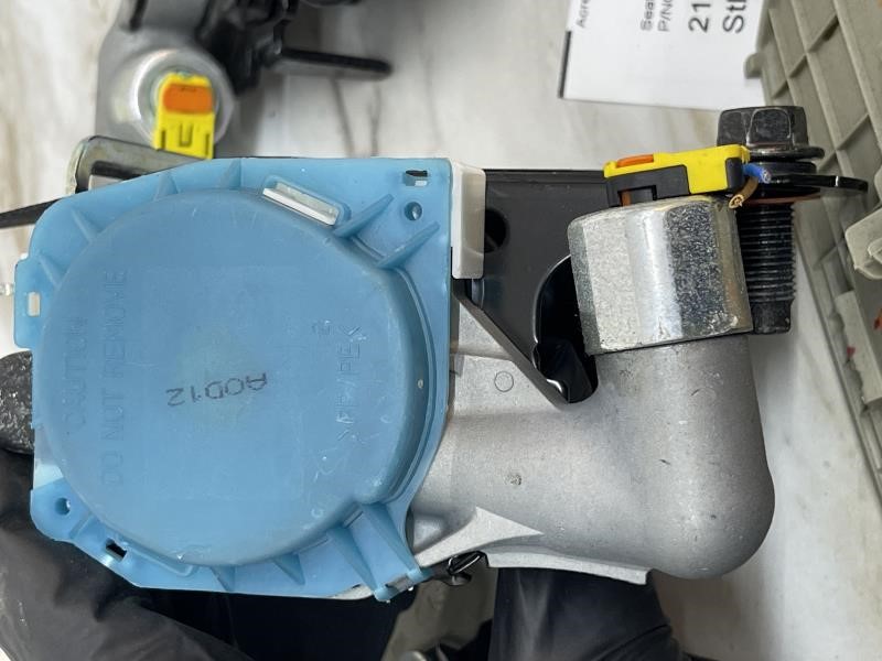 2013 KIA RIO Seat Belt, Front - 1494 — photo 4