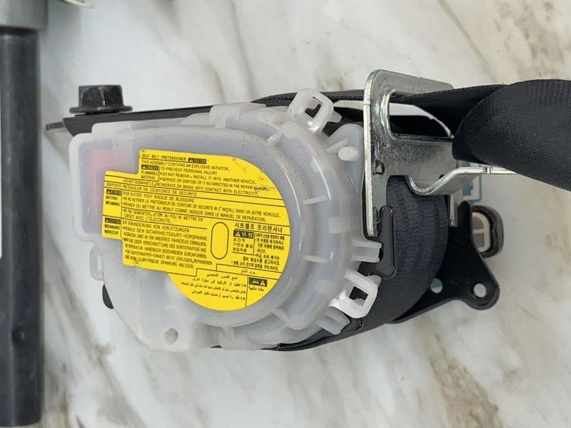 2013 KIA RIO Seat Belt, Front - 1494 — photo 7