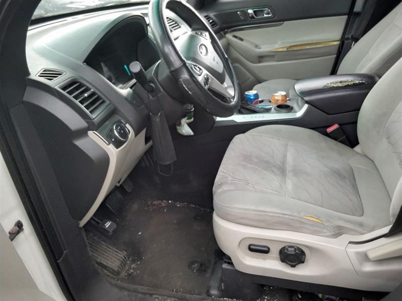 2012 FORD EXPLORER 6cyl Gasoline 3.5 GRILLE - 149649 — photo 5