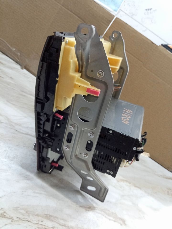 2007 LEXUS ES350 6cyl Gasoline 3.5 Radio Audio - 149664 — photo 4