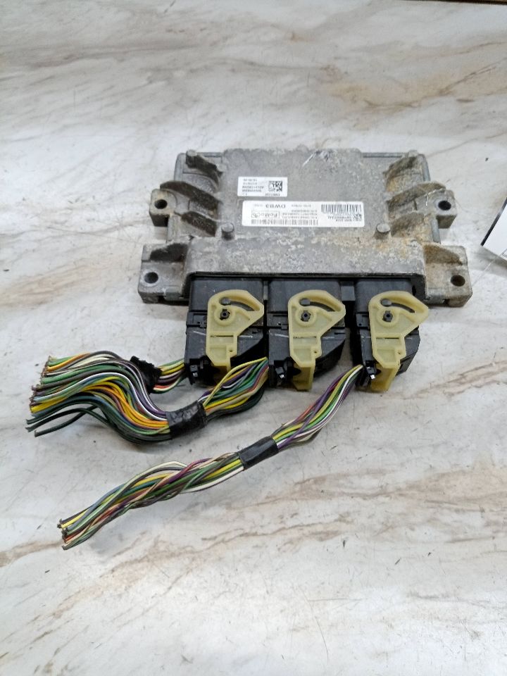 2013 FORD C-MAX 4cyl Electric 2.0 Eng/Motor Cont Mod - 150713 — photo 1
