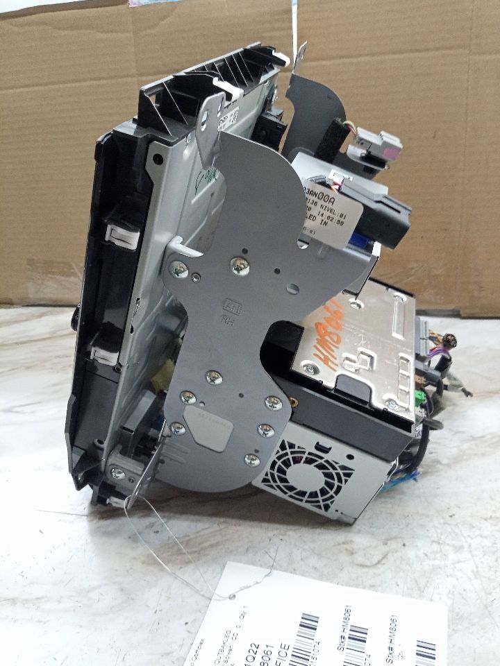 2022 SUBARU LEGACY Info-GPS-TV Screen - 151074 — photo 2
