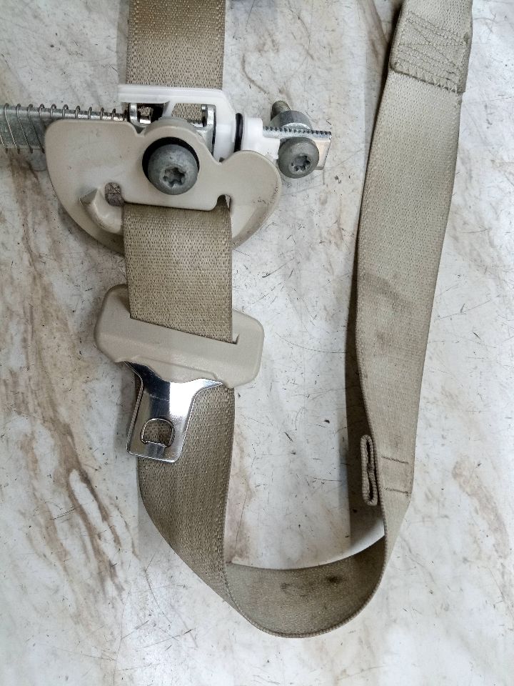 2010 FORD TAURUS Seat Belt, Front - 151329 — photo 2