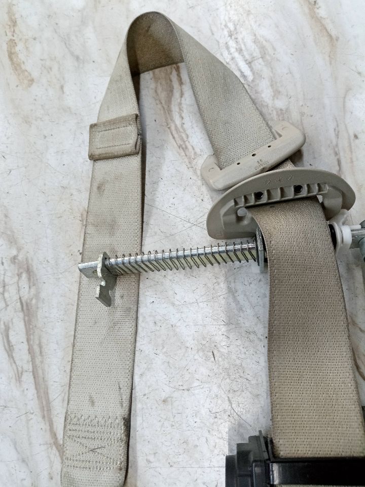 2010 FORD TAURUS Seat Belt, Front - 151329 — photo 5