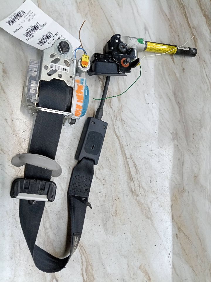 2013 KIA RIO Seat Belt, Front - 151444